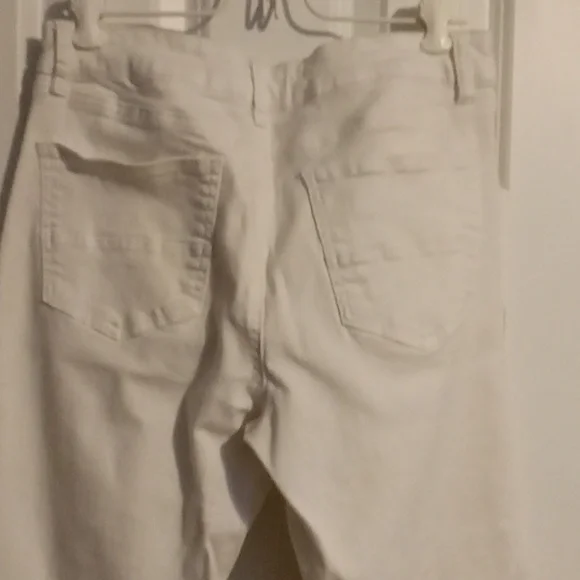 Refuge Crisp White Skinny Jeans - Picture 6 of 7